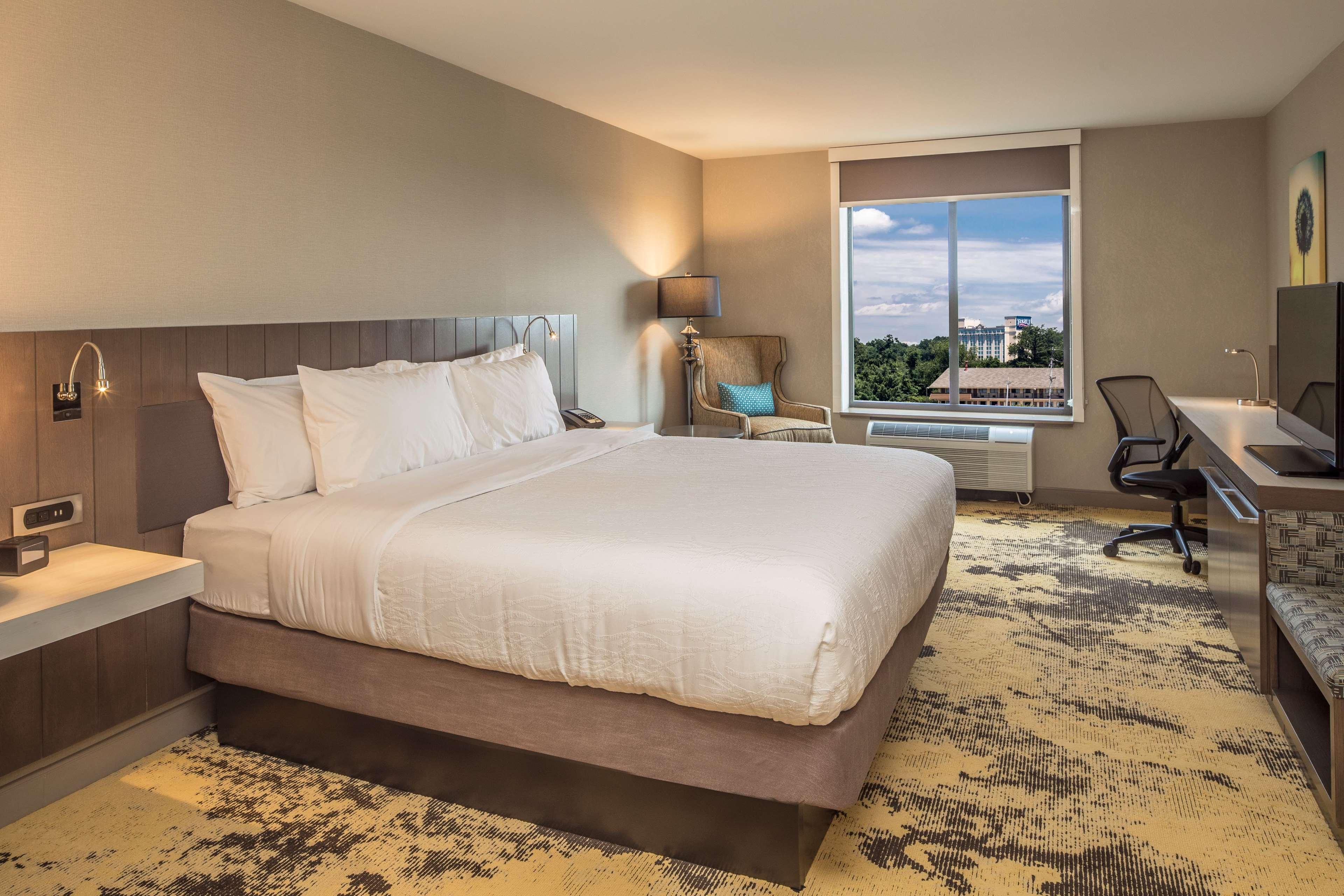 Hilton Garden Inn Pittsburgh Airport Moon Township Екстериор снимка