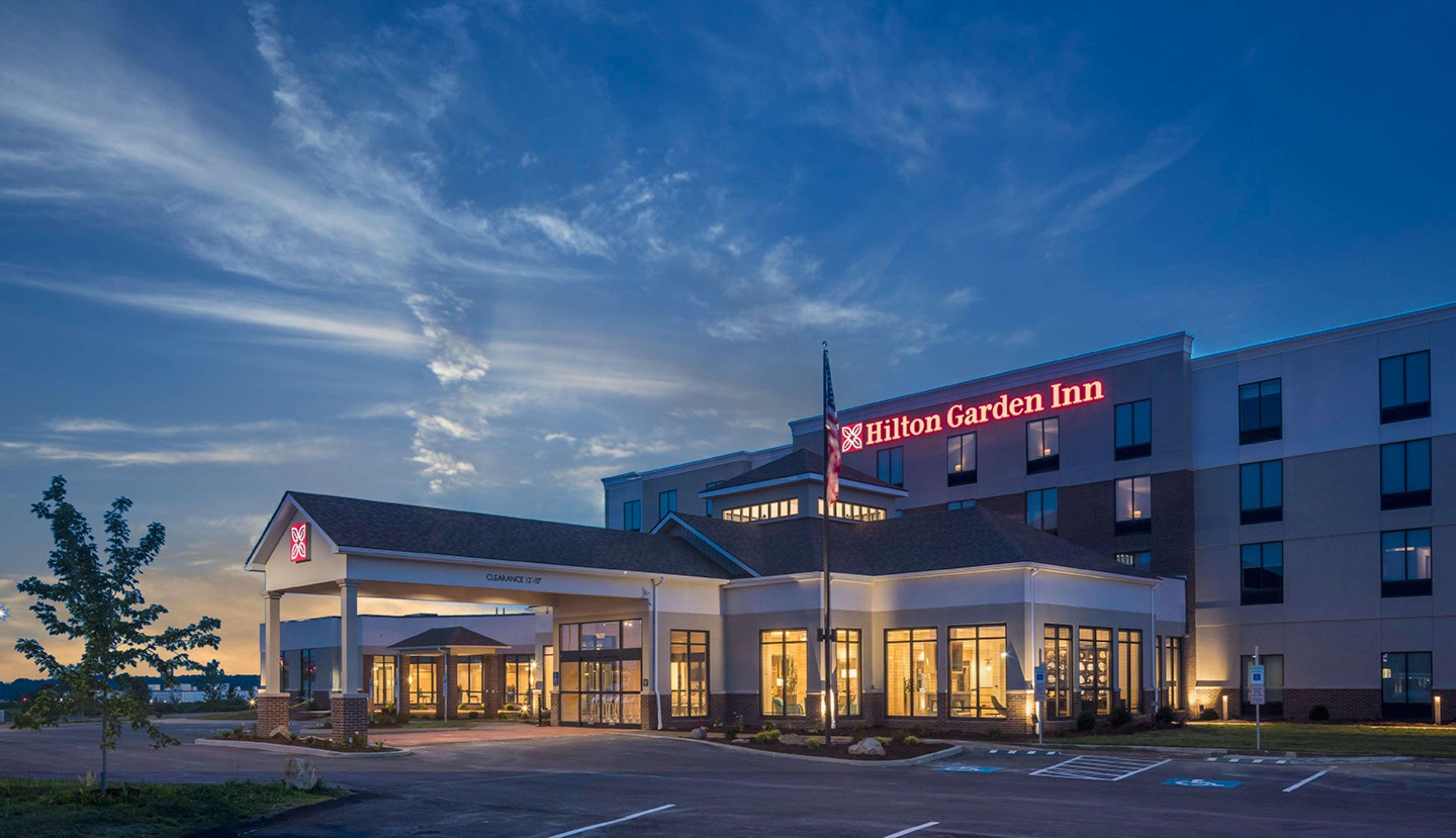 Hilton Garden Inn Pittsburgh Airport Moon Township Екстериор снимка